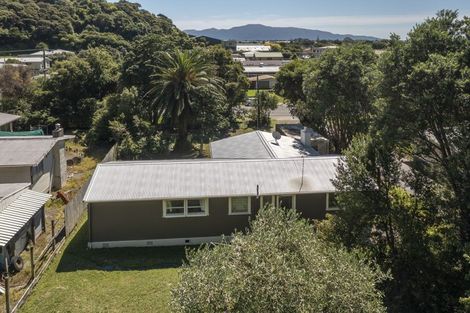 Photo of property in 44 Ruahine Street, Paraparaumu, 5032