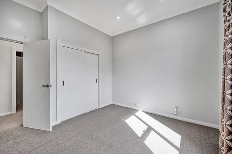 Photo of property in 30 Puriri Street, Hawera, 4610