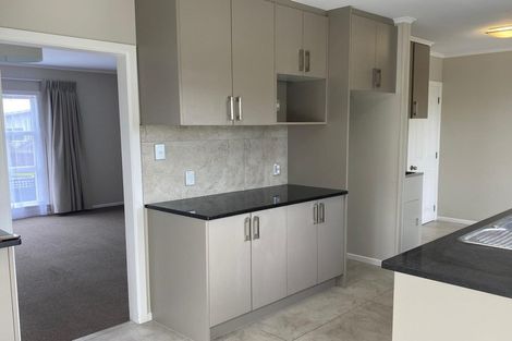 Photo of property in 101 Stanley Road, Glenfield, Auckland, 0629