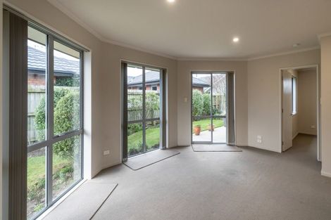 Photo of property in 1 Stanwood Grove, Darfield, 7510