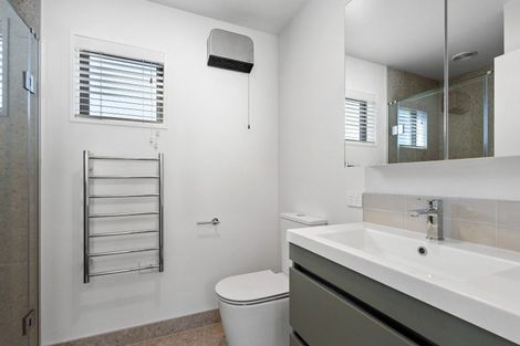 Photo of property in 4/21 Fairfield Avenue, Addington, Christchurch, 8024