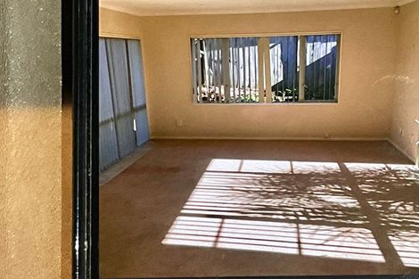 Photo of property in 10 Franshell Crescent, East Tamaki, Auckland, 2013