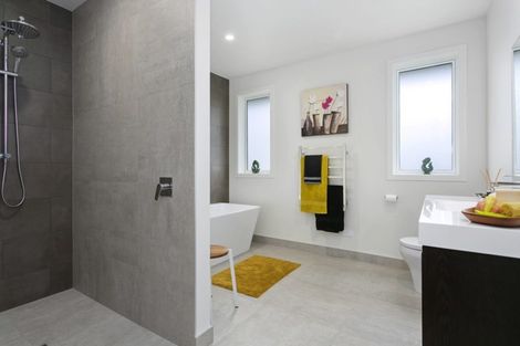 Photo of property in 13 Alan Livingston Drive, Cambridge, 3434