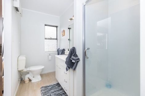 Photo of property in 27 Russleigh Drive, Dinsdale, Hamilton, 3204