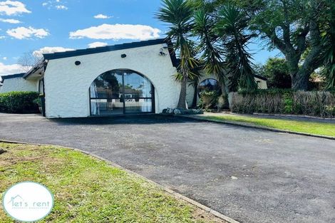 Photo of property in 11 Walter Strevens Drive, Conifer Grove, Takanini, 2112