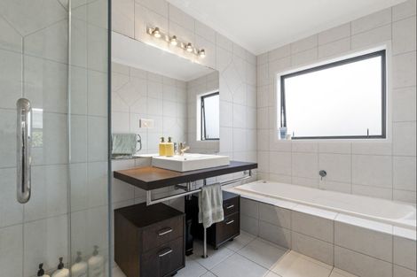 Photo of property in 10 Koro Mews, Papamoa Beach, Papamoa, 3118