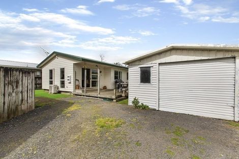 Photo of property in 2/14 Graham Road, Conifer Grove, Takanini, 2112