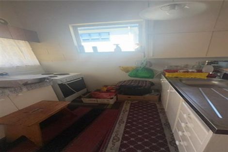 Photo of property in 15a Earlsworth Road, Mangere East, Auckland, 2024