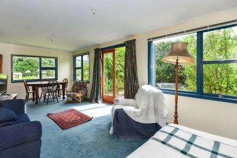 Photo of property in 340 Whitecliffs Road, Whitecliffs, Coalgate, 7673