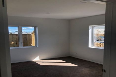 Photo of property in 2 Riroriro Close, Crofton Downs, Wellington, 6035