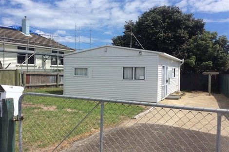 Photo of property in 2a Kauri Street, Gonville, Whanganui, 4501