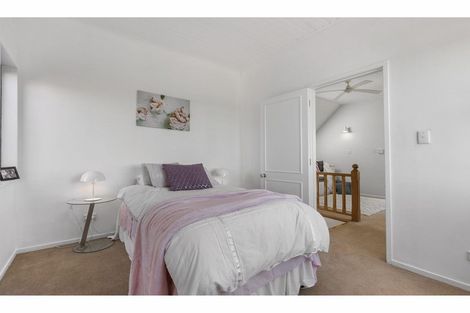 Photo of property in 115 Hillcrest Road, Hatfields Beach, Orewa, 0931