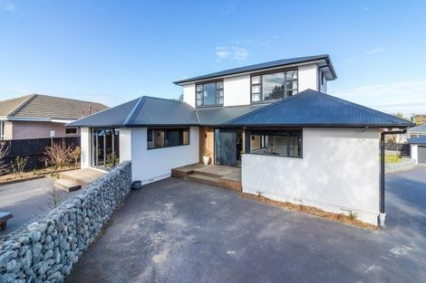 Photo of property in 313 Lake Terrace Road, Shirley, Christchurch, 8061