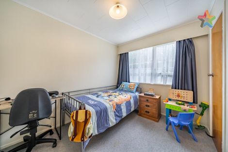 Photo of property in 19 Christchurch Crescent, Kelson, Lower Hutt, 5010