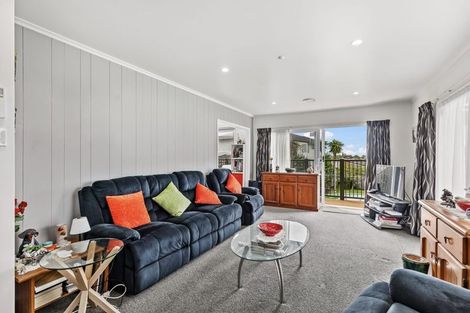 Photo of property in 199 Don Buck Road, Massey, Auckland, 0614