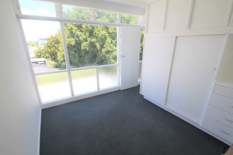 Photo of property in 67 St Vincent Avenue, Remuera, Auckland, 1050