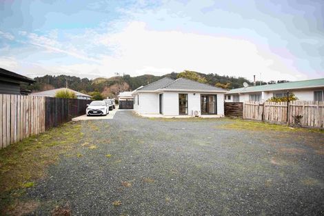Photo of property in 38 Seddon Street, Wallaceville, Upper Hutt, 5018