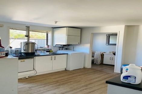 Photo of property in 16 Kennedys Bush Road, Halswell, Christchurch, 8025