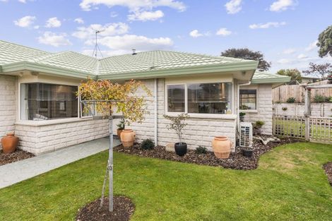 Photo of property in 20 Sunburst Court, Paraparaumu Beach, Paraparaumu, 5032