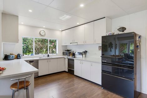 Photo of property in 469 Te Moana Road, Waikanae, 5036