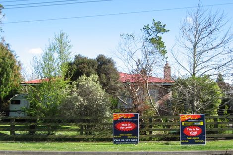 Photo of property in 12 Grey Street, Marton, 4710