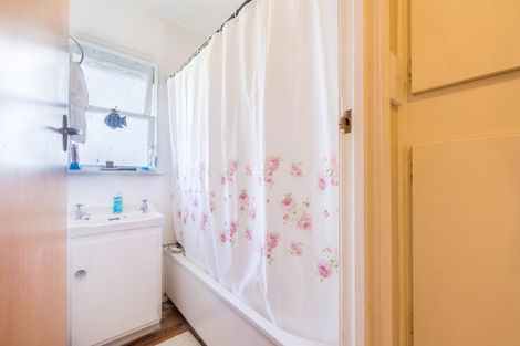 Photo of property in 4/477 Mount Albert Road, Mount Roskill, Auckland, 1042