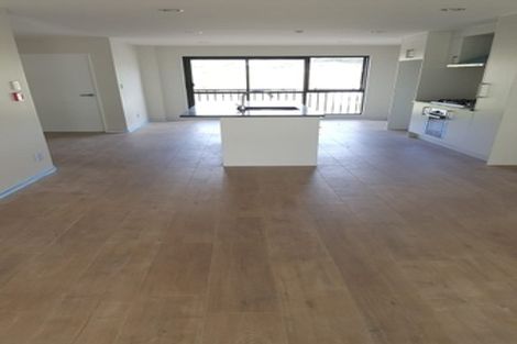 Photo of property in 16/5 Perekia Street, Albany, Auckland, 0632