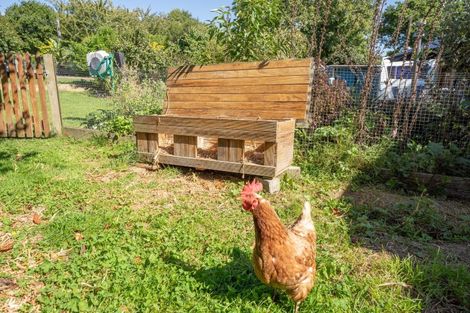 Photo of property in 30 Wi Pere Street, Manakau, Levin, 5573