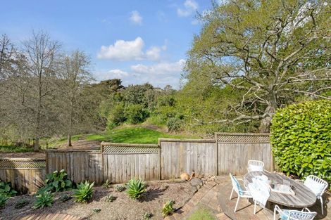 Photo of property in 34 Lochend Place, Highland Park, Auckland, 2010