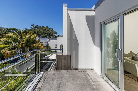 Photo of property in 6/258 Hurstmere Road, Takapuna, Auckland, 0622