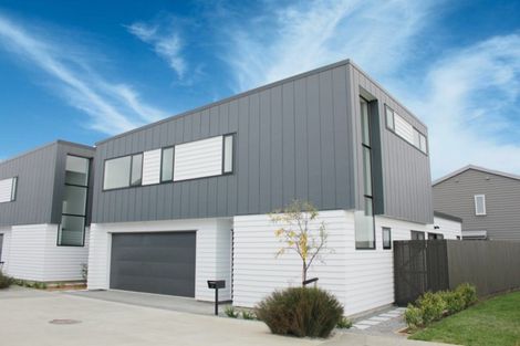 Photo of property in 1 Mcarthur Close, Silverdale, 0932