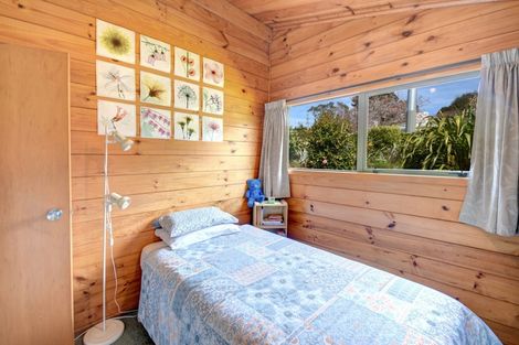 Photo of property in 14 Honeystone Street, Helensburgh, Dunedin, 9010