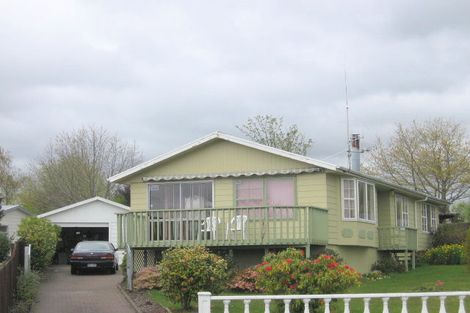 Photo of property in 74 Richmond Avenue, Richmond Heights, Taupo, 3330