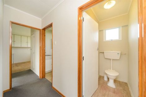 Photo of property in 2 Leslie Avenue, Cloverlea, Palmerston North, 4412