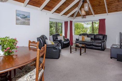 Photo of property in 3/72 Lake Road, Northcote, Auckland, 0627