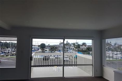 Photo of property in 2/12 Inga Road, Milford, Auckland, 0620