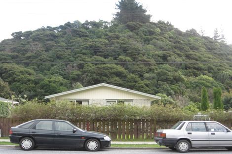 Photo of property in 39 Ruahine Street, Paraparaumu, 5032