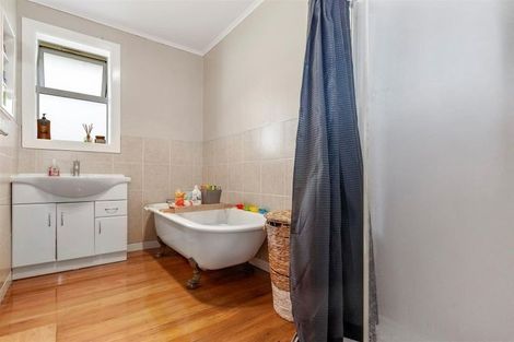 Photo of property in 15 Kenrick Road, Pukehangi, Rotorua, 3015