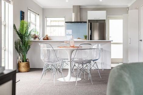 Photo of property in 184 Mark Avenue, Grenada Village, Wellington, 6037