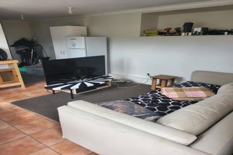 Photo of property in 18a Travancore Street, Island Bay, Wellington, 6023