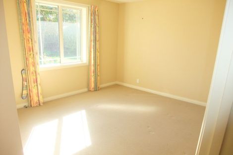 Photo of property in 15 Avon Gate, Russley, Christchurch, 8042