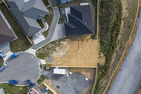 Photo of property in 15 Weatherdeck Close, Whitby, Porirua, 5024