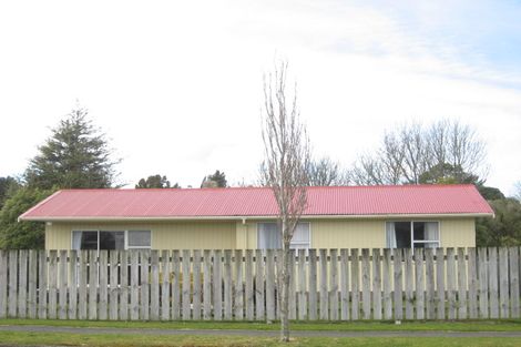 Photo of property in 42 Oberon Street, Stratford, 4332