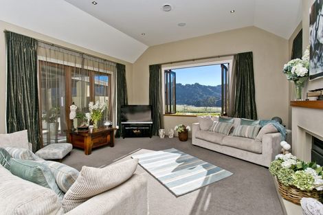 Photo of property in 314 Matua Road, Kumeu, 0891