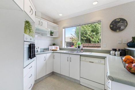 Photo of property in 7a Lilac Place, Otumoetai, Tauranga, 3110