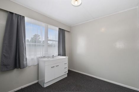 Photo of property in 211 Balmoral Drive, Tokoroa, 3420