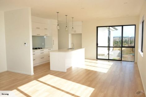 Photo of property in 11 Verdot Close, Kumeu, 0810