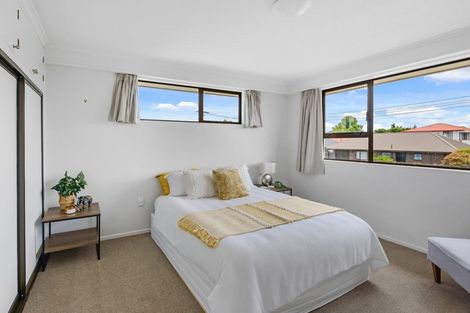 Photo of property in 4 Corfe Street, Ilam, Christchurch, 8041