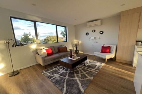 Photo of property in 2/30 Woodford Avenue, Henderson, Auckland, 0610