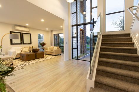 Photo of property in 76 Arran Drive, Orewa, 0931